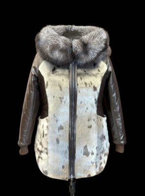 tavvi | sealskin & leather