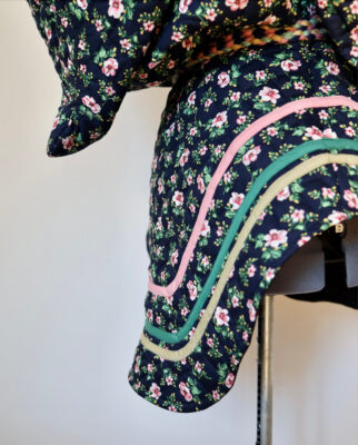 aujaq amauti navy with pink floral